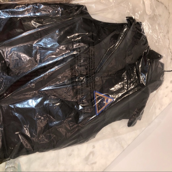 Coach Star Wars down filled vest in black NWT 😎 - Picture 14 of 14